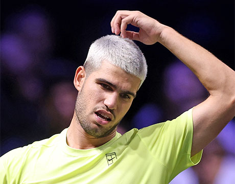 大波乱 アルカラス初戦敗退 (C)