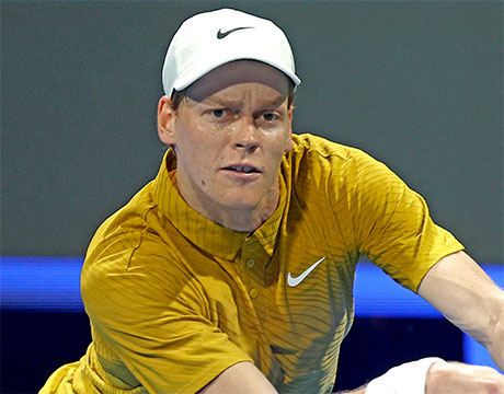 シナー 怪我明けの20歳に屈し4強逃す (C)