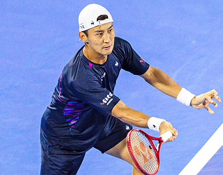 島袋将 激闘制しマスターズ初の本戦へ