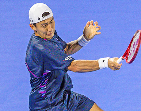 島袋将 熱戦制しマスターズ本戦王手