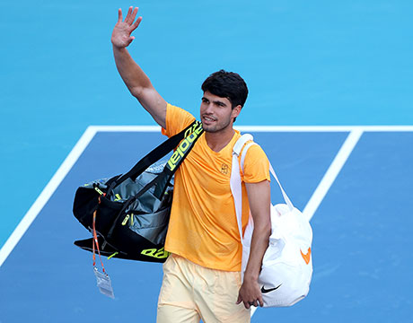 敗退アルカラス「実家に帰る」 (C)ゲッティイメージズ