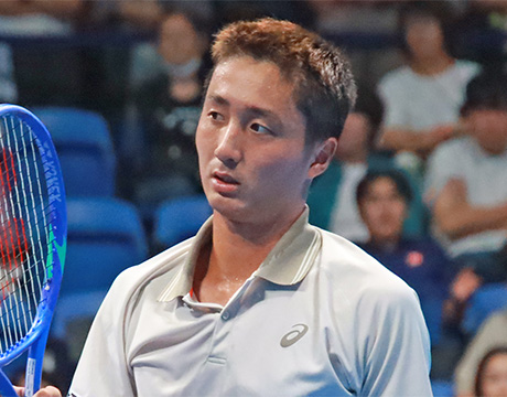 望月慎太郎、ダニエル太郎に逆転勝ち