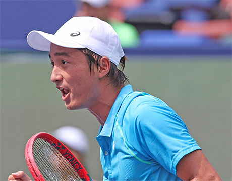 望月慎太郎 MP凌ぎ逆転勝ち
