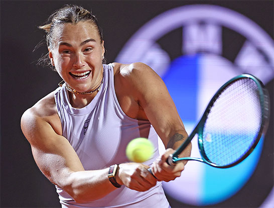 「WTA1000」15連勝で8強