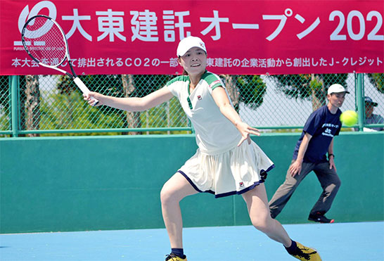 木下晴結