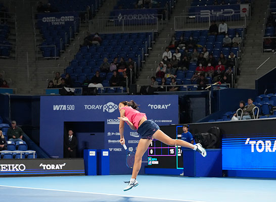 連続写真】園部八奏のサーブ⑬ - テニスニュース - テニス365
