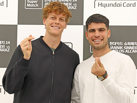 アルカラスとシナー 今季初対戦は卓球？