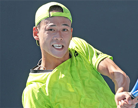 坂本怜 圧勝で日本勢対決制す