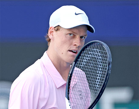 圧勝シナー 4度目4強で歴代7位タイに