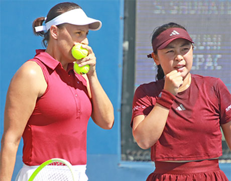 穂積絵莉ペア 完勝で全米OP初戦突破